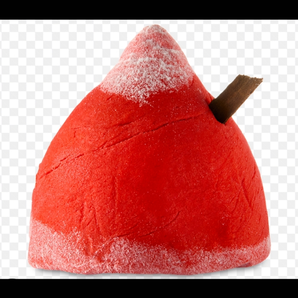 Lush Cosmetics Christmas Kisses Bubble Bar